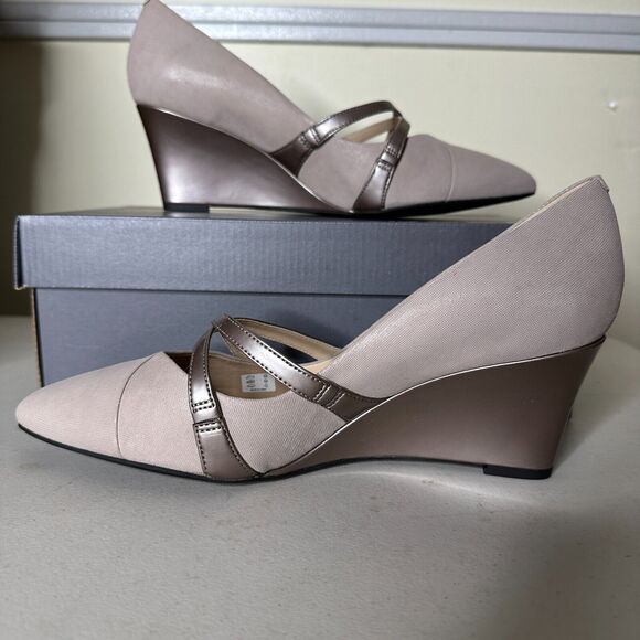 Ecco Belleair Wedge Dress Pumps Oyster Metallic Women’s 41/10-10.5 NWB Comfort - Picture 2 of 8